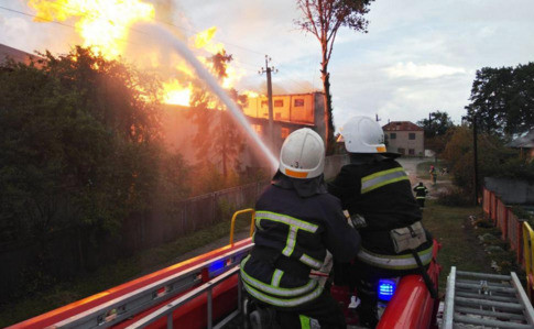 Жуткий взрыв на спиртзаводе в Тернопольской области:  эвакуировали 350 человек