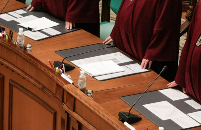 Законодательное определение незаконного обогащения: нардепы обратились в КСУ