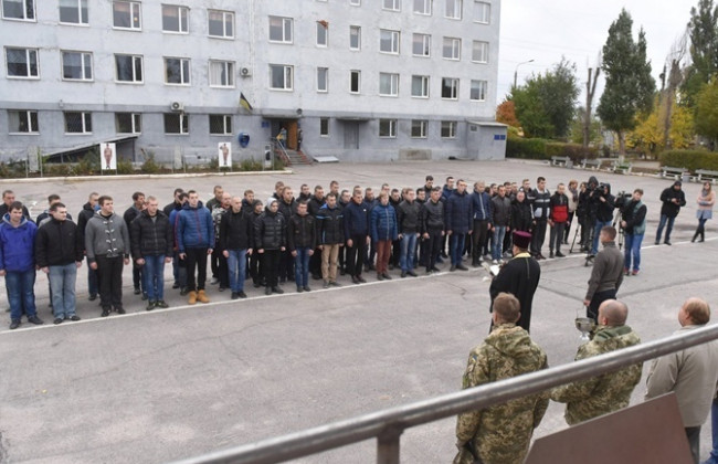 Военнослужащим добавили к отпуску дни, потраченные на дорогу