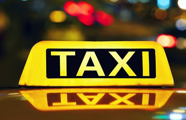 Подвез, избил и ограбил: суд вынес приговор столичному таксисту