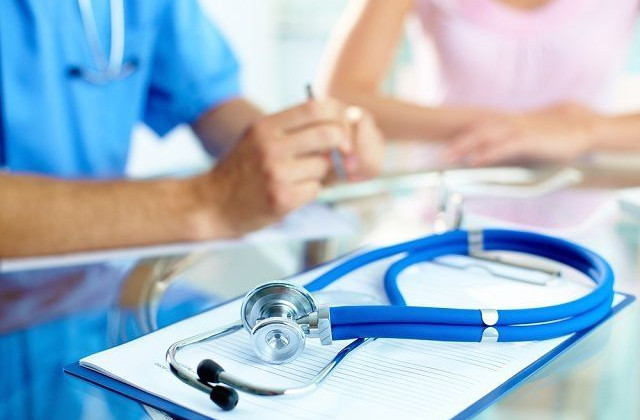 «Деньги следуют за пациентом»: Гройсман рассказал о новых изменения в медицине