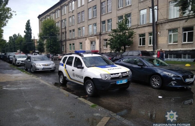 Cтрельба на столичном рынке: полиция ищет злоумышленников