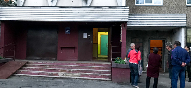 «Лифт был залит кровью»: в Киеве на Теремках нашли изувеченный труп женщины