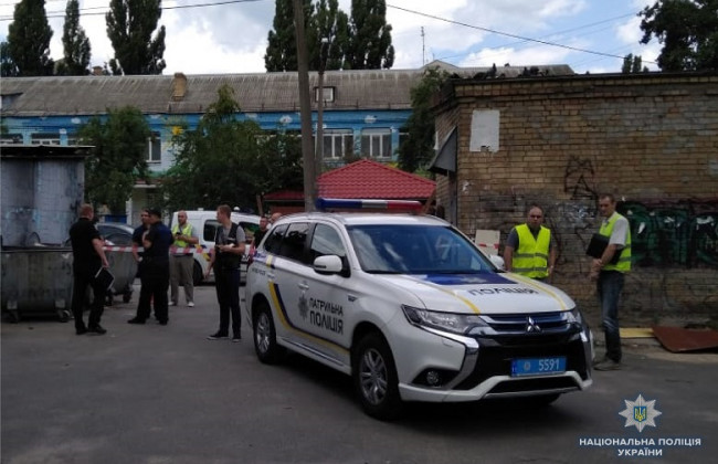 В Киеве на Сырце застрелили полицейского