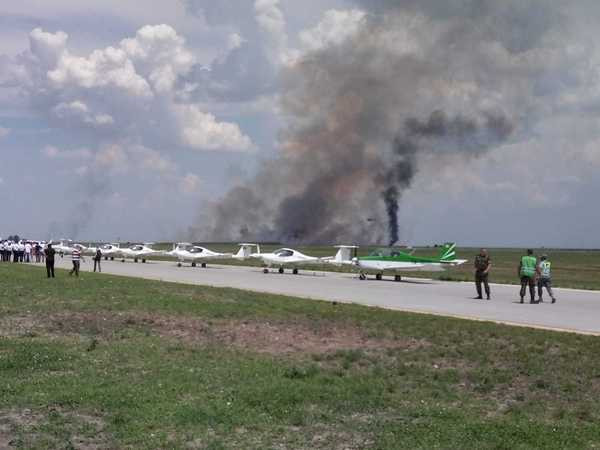 Крушение выдели тысячи зрителей: в Румынии разбился боевой самолет