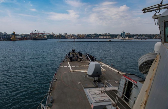 В порт Одессы зашли американский эсминец «Портер» и болгарский корвет «Бодри»