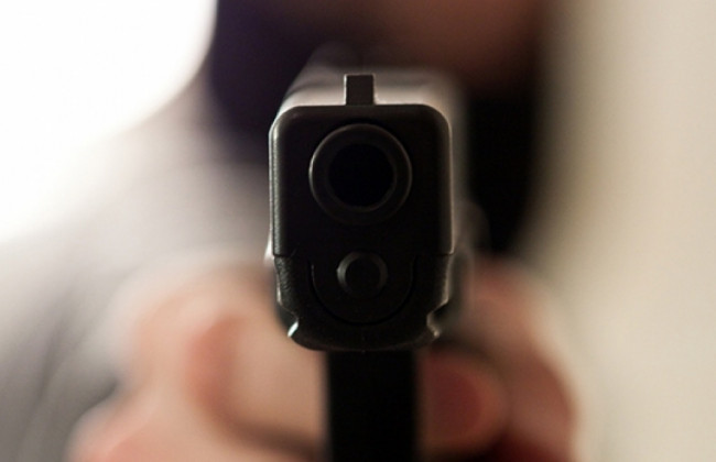 В Днепре неизвестные расстреляли мужчину во дворе собственного дома