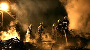 Жуткий пожар: в Дарницком районе столицы загорелась девятиэтажка