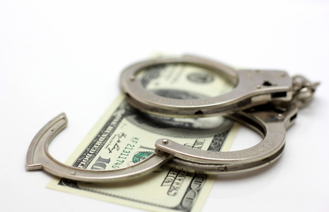 В Беларуси задержали десятки чиновников по обвинению во взяточничестве