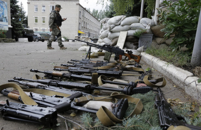 Российский наемник рассказал о поставках оружия Кремлем на Донбасс