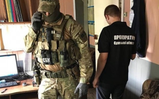 Имел по 20 тысяч в день: задержали дерзкого взяточника из Одесской таможни