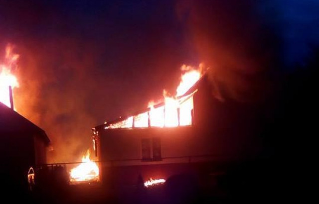 Жуткий пожар в детском саду ромов: жители заговорили о поджоге