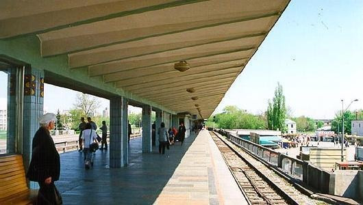 В Киеве станцию метро Левобережная открыли, не найдя там взрывчатки