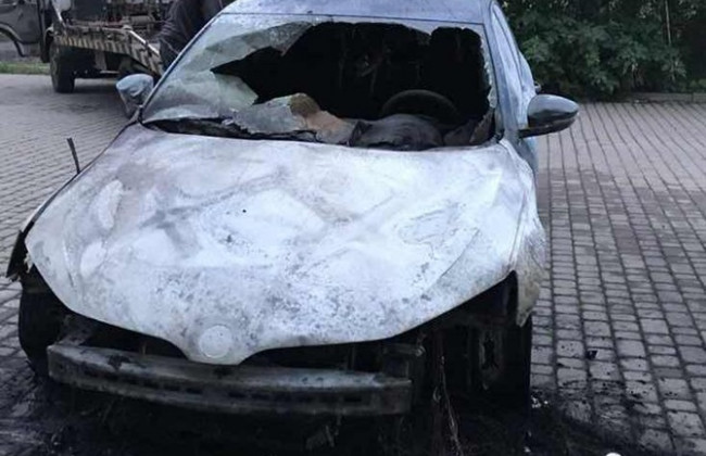 В Ужгороде пограничнику сожгли машину