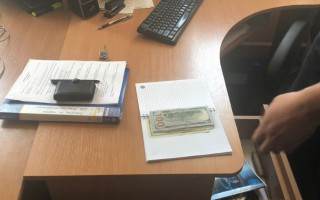Пытался подкупить следователя: в Запорожье задержали директора предприятия