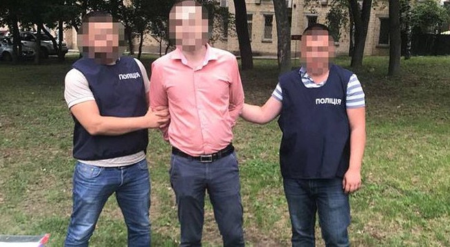 В Киеве адвокат попался на подстрекательстве к даче взятки судье