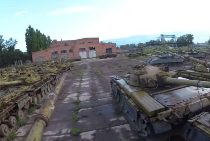 Минобороны: видео с танками в Харькове сняли на заводе, а не на заброшенной базе ВСУ