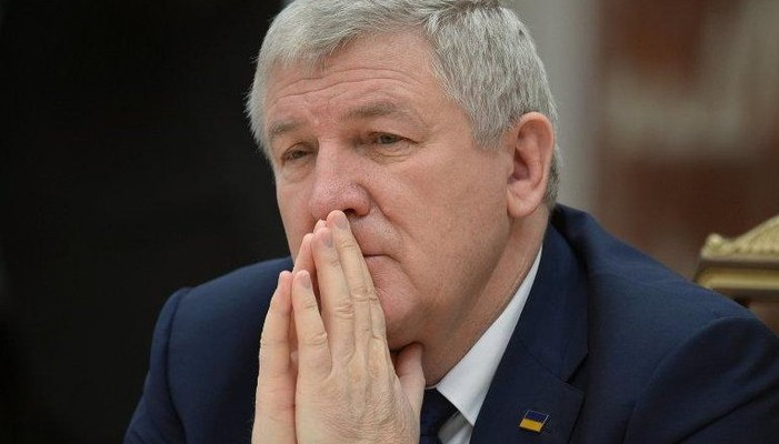 Беларусь предоставила статус беженца экс-министру обороны Украины