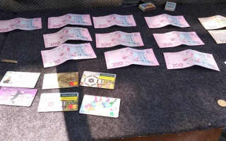 Силовики задержали мужчину, который продавал опасные наркотики