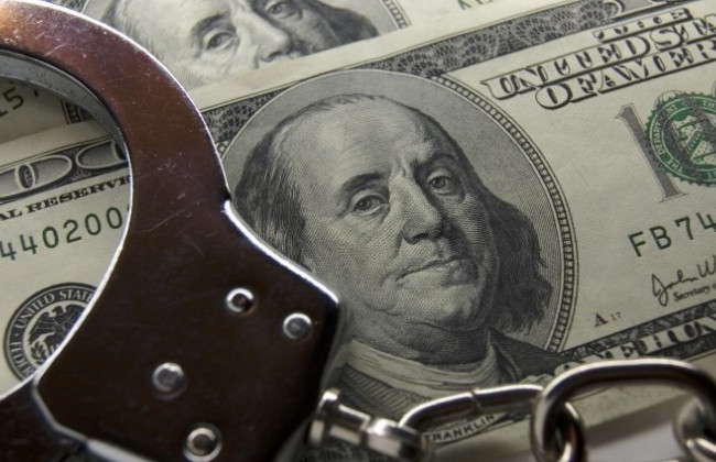 «Помогали» с поступлением: задержаны должностные лица одесской академии