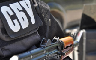 В Киеве пьяный «майор СБУ» угрожал прохожим оружием