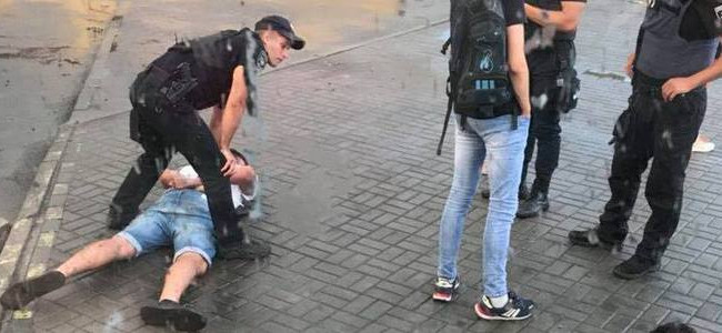 Побили пассажиров и напали на полицейских: Днепр всколыхнула пьяная драка
