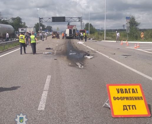 Cтрашное ДТП в Житомирской области: десятки погибших и пострадавших