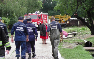 Под водой 13 частных домохозяйств: Черниговом прошел мощный ураган