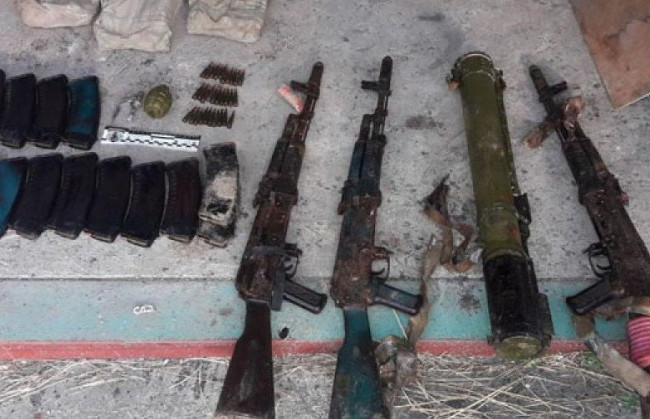 «Подарок» от боевика «ДНР»: полиция нашла большой тайник с оружием