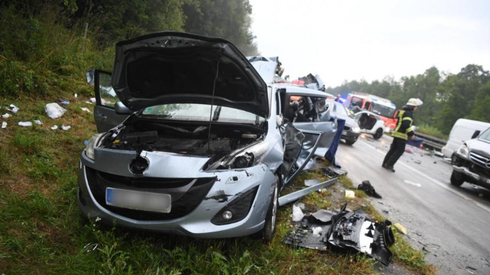 Крупная авария в Германии: столкнулись десять машин