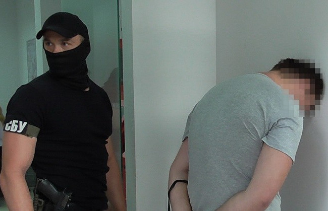 CБУ разоблачила крупных торговцев кокаином: опубликовано видео