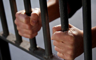 Из охранников в заключенные: в Житомирском гарнизоне произошел побег