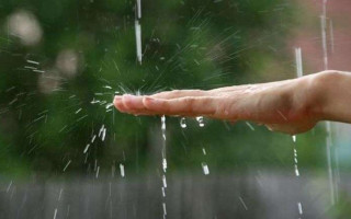 Украинцев предупредили о дождях и сильных грозах