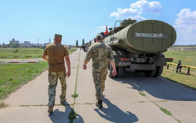 Хищение горючего в Одессе: военная прокуратура взялась за чиновников