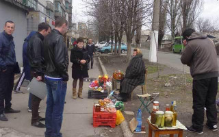 СМИ: Донбасс запретили покидать людям с большими коммунальными долгами