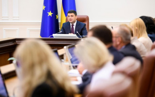 Семьям политзаключенных украинцев выделят по 100 тысяч гривен