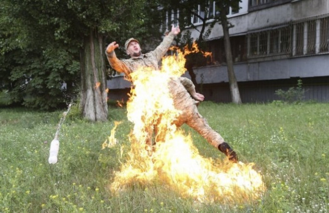 Самоподжог экс-военного у здания Минобороны: в ВСУ выступили с заявлением