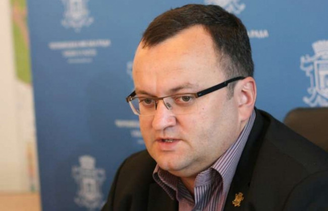 В Черновцах уволили мэра