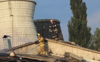 В Днепровском районе Киева горел склад