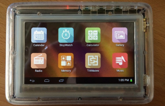 Заключенные в США взломали планшеты и украли сотни тысяч долларов