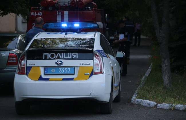 Как в Голливуде: под Киевом полицейские задержали похитителей Toyota Prado