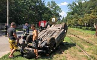 В Киеве произошло жуткое ДТП с переворотом