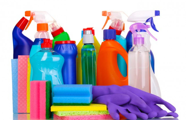 Медики назвали самые опасные моющие средства