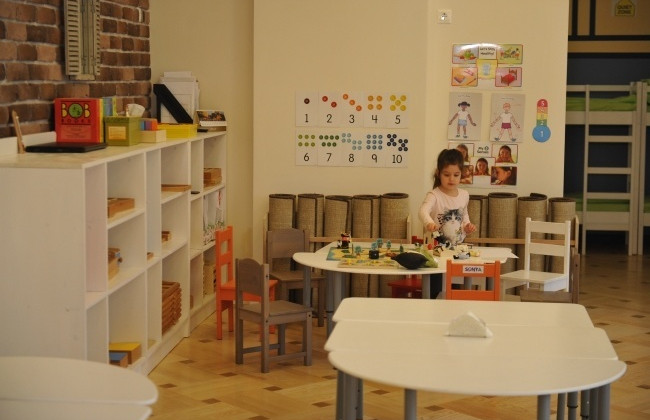 В Мариуполе ребенка накормили кашей с червями