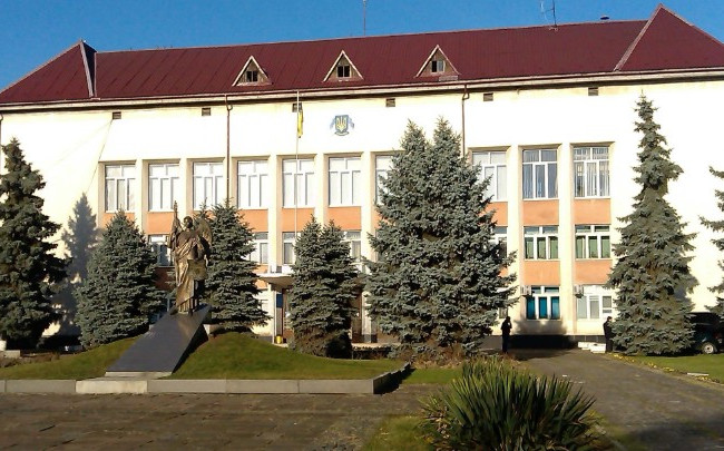На Закарпатье глава района погорел на взятке