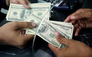 Украинцам могут ввести новые правила денежных переводов