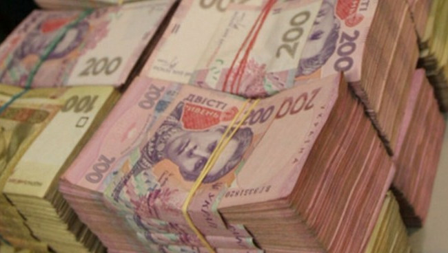 Годами обворовывали фонд вкладчиков: под суд пойдут мошенники