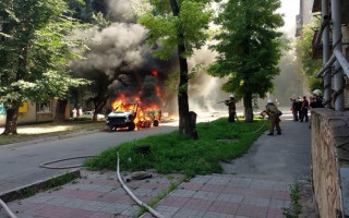 В Днепре прооперировали депутата, который пострадал при взрыве машины