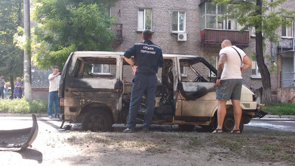 На Днепропетровщине взорвали авто с депутатом: все подробности