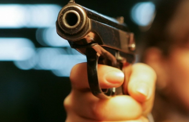 Стельба в Днепре: неизвестный выстрелил девушке в лицо